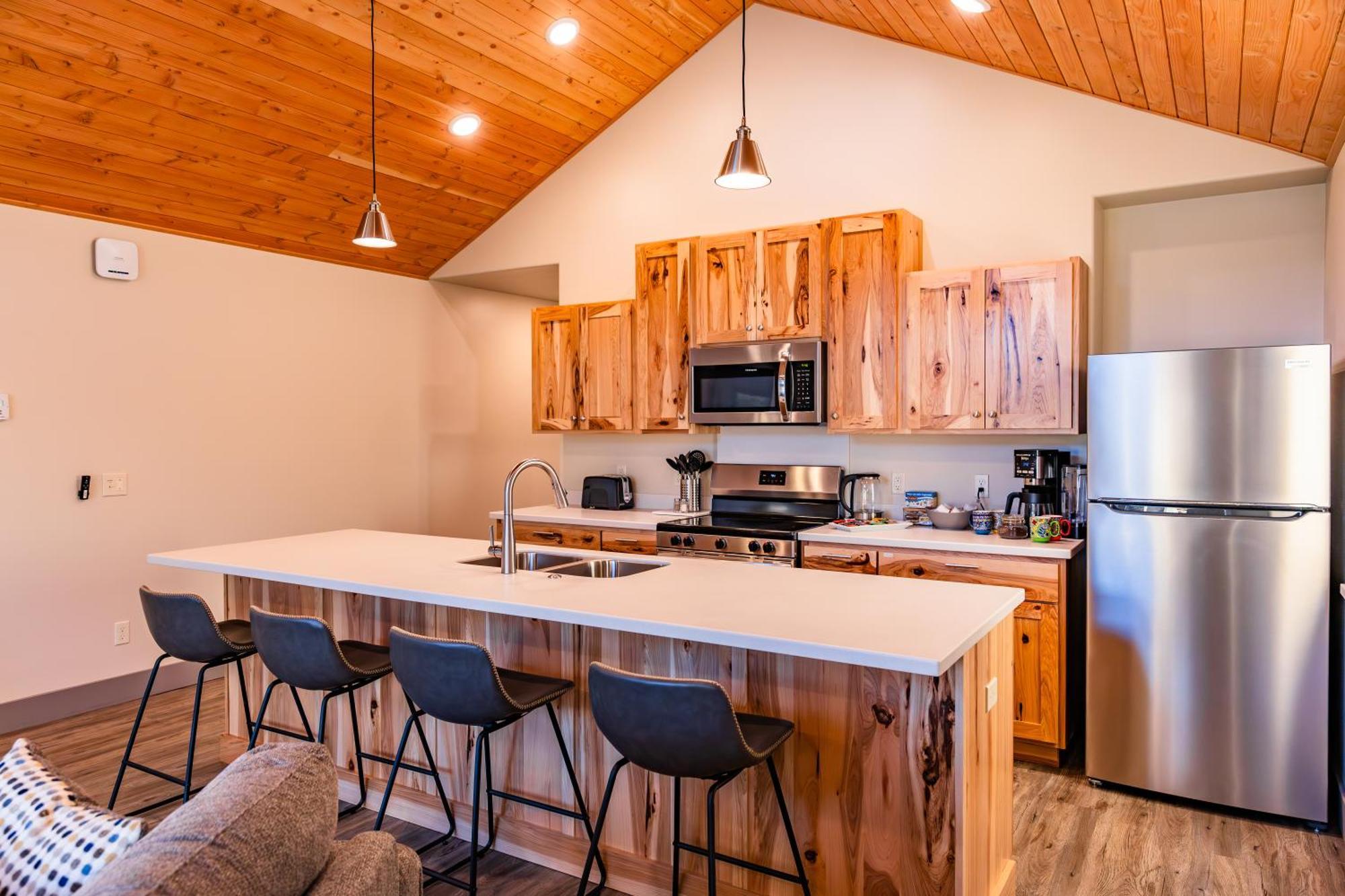 Lakeshore Lodging Suites Homer Dış mekan fotoğraf