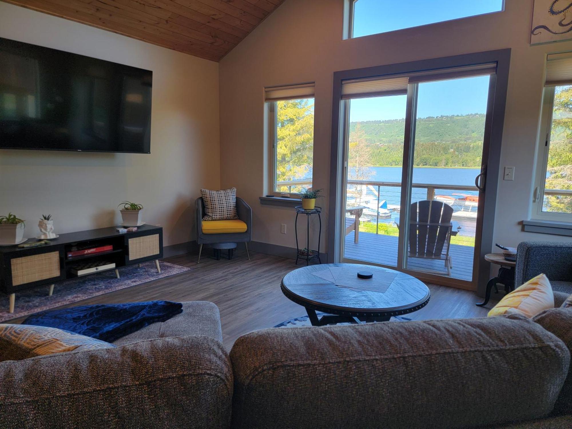 Lakeshore Lodging Suites Homer Dış mekan fotoğraf